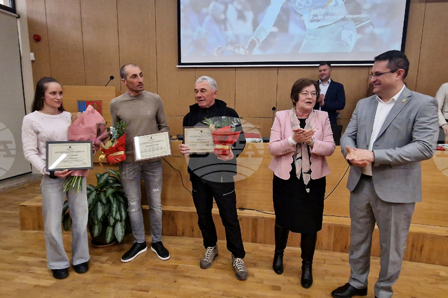 Троян - Милена Тодорова и Владимир Илиев - награждаване
