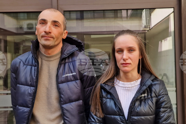 Биатлонистите Милена Тодорова и Владимир Илиев бяха наградени на днешното заседание на Общинския съвет в Троян