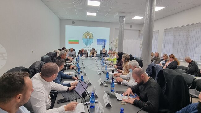 Общински съвет - Хисаря прие годишен отчет за изпълнение на Програмата за управление на общината за 2025 г.