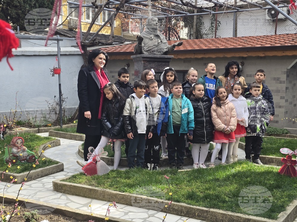 Петрич - къща-музей "Ванга"