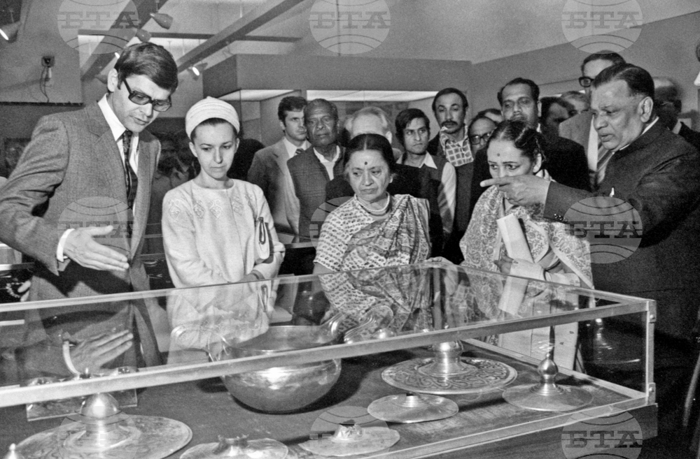 February 27, 1981: Lyudmila Zhivkova Concludes Official Visit to India 