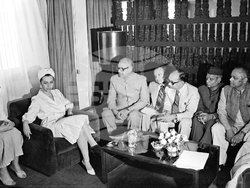 Среща на Людмила Живкова с членове на Националния комитет на Асоциацията за индийско-българско приятелство