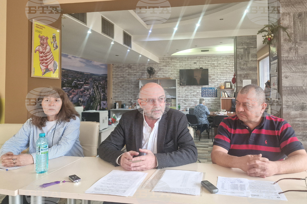 Разград - общински съветници - пресконференция