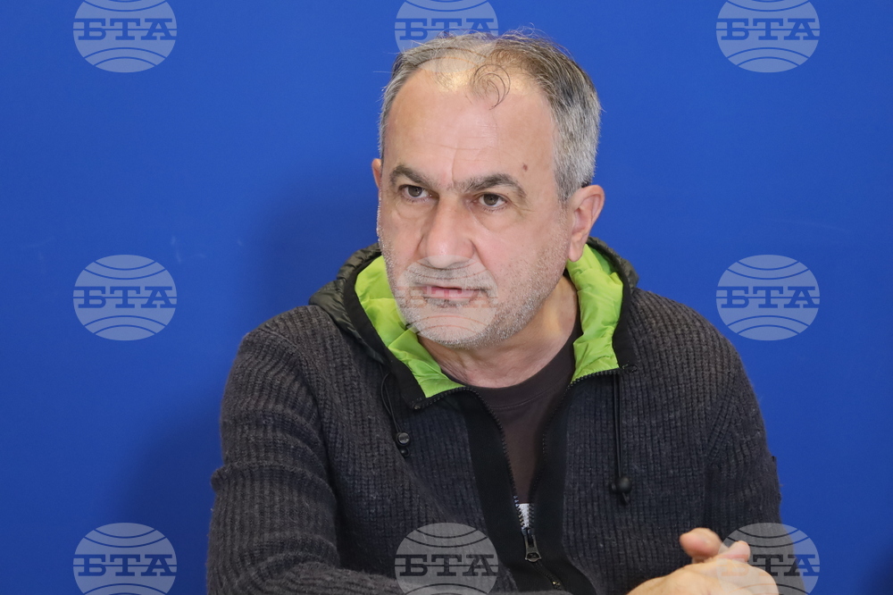 Румъния - Национален пресклуб на БТА-Букурещ - списание ЛИК - „130 години висше образование по изобразително изкуство“ - представяне