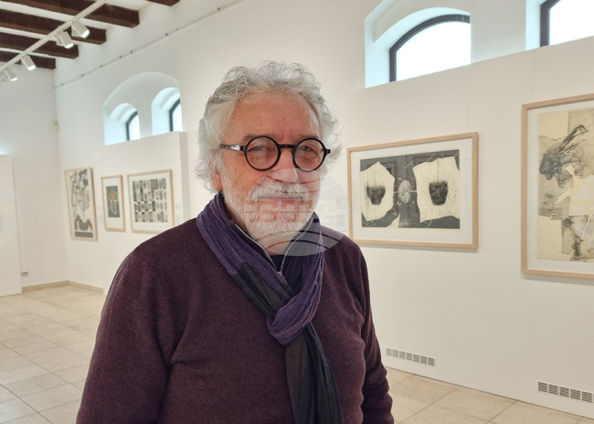 Преподавателят по изобразително изкуство днес е повече ментор, насърчаващ студента да намери своя път, смята проф. Валери Чакалов 