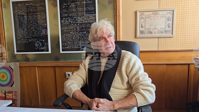 Изобразителното изкуство се преподава с любов и дава свобода на въображението, каза художникът Николай Маринов в Гоце Делчев