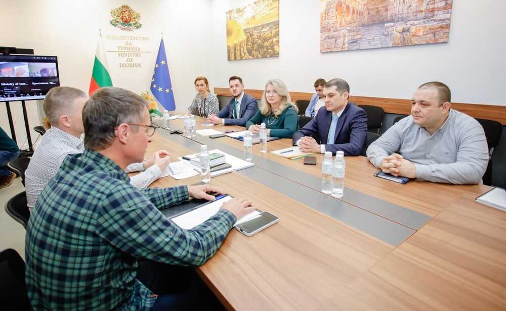 МТ: Министър Ирена Георгиева обсъди с бранша контрола в сектора, липсата на работна ръка и подготовката за Джиро д’Италия