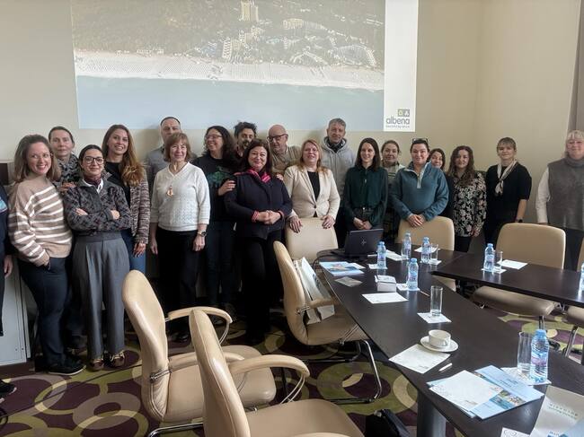 Международна делегация посети Албена за обмен на идеи в привличането на дигитални номади