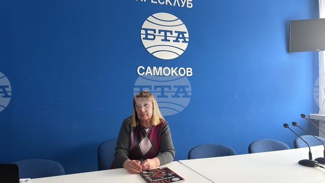 Не бива да се подценяват часовете по изобразително изкуство, каза самоковската преподавателката Елена Белстойнева