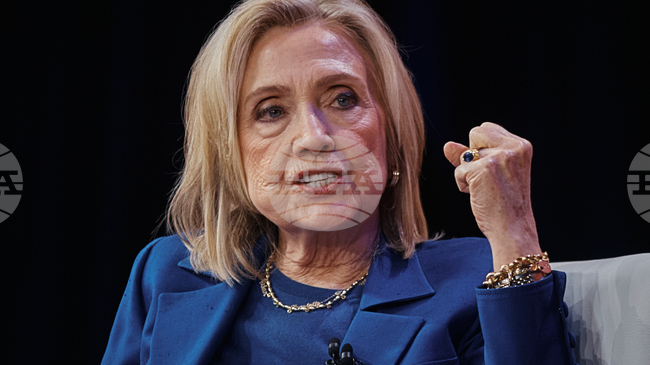 Хилари Клинтън заяви, че няма информация за Епстийн, по време на изслушване от разследващата комисия на американския Конгрес