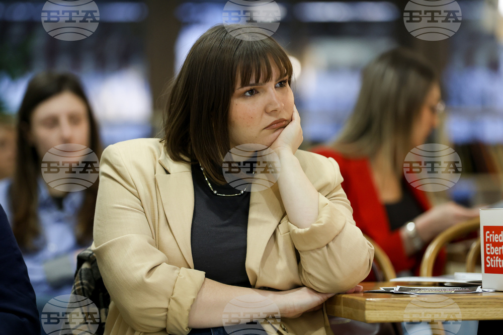 Фондация „Фридрих Еберт“ - „Младите жени в България: профил, нагласи, перспективи“ - дискусия