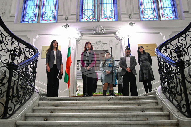 Творбите на Елена Карамихайлова могат да се сравняват с най-високата европейска живопис, каза Анелия Николаева, директор на Националната галерия