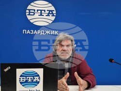 Национален пресклуб на БТА - Пазарджик - списание ЛИК - „130 години висше образование по изобразително изкуство“ - представяне