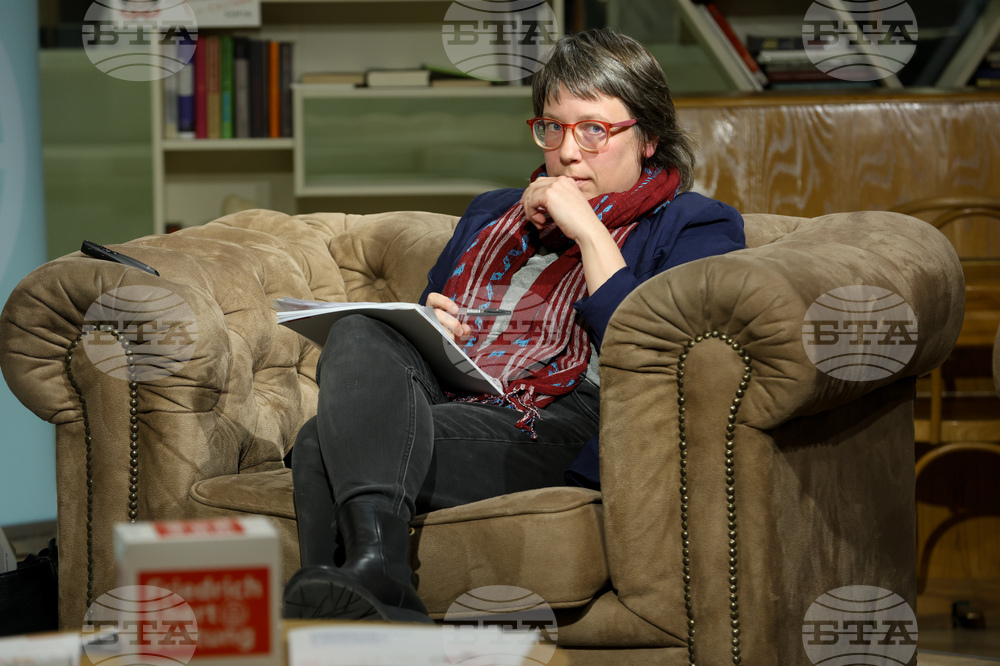 Фондация „Фридрих Еберт“ - „Младите жени в България: профил, нагласи, перспективи“ - дискусия