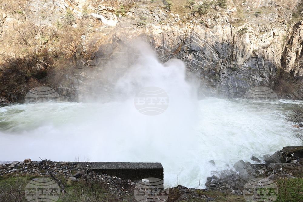 Язовир Кричим - контролирано изпускане