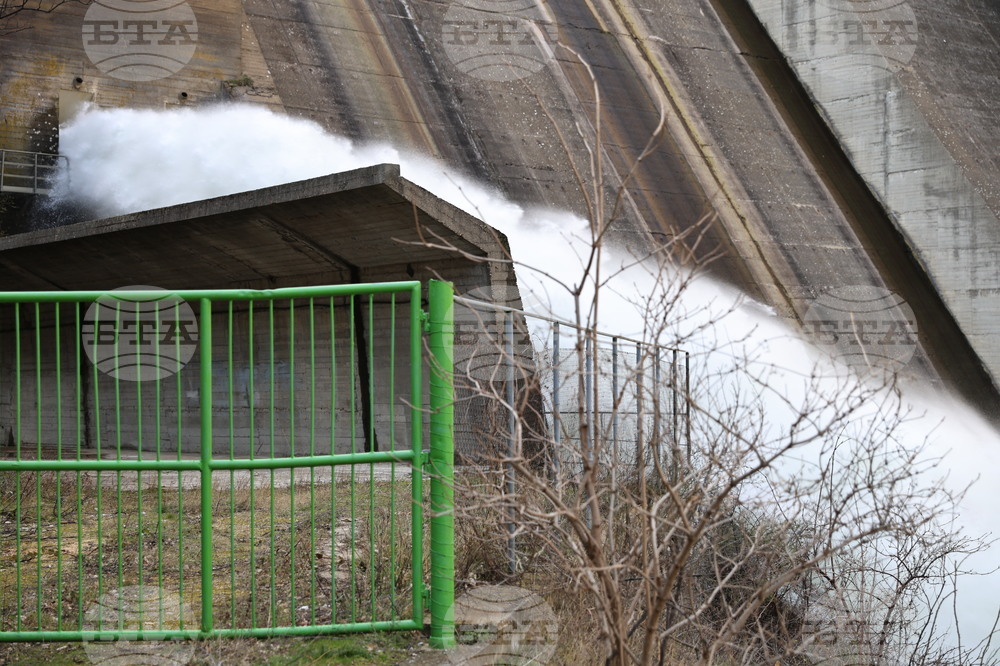Язовир Кричим - контролирано изпускане