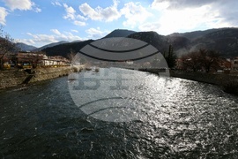 Язовир Кричим - контролирано изпускане 