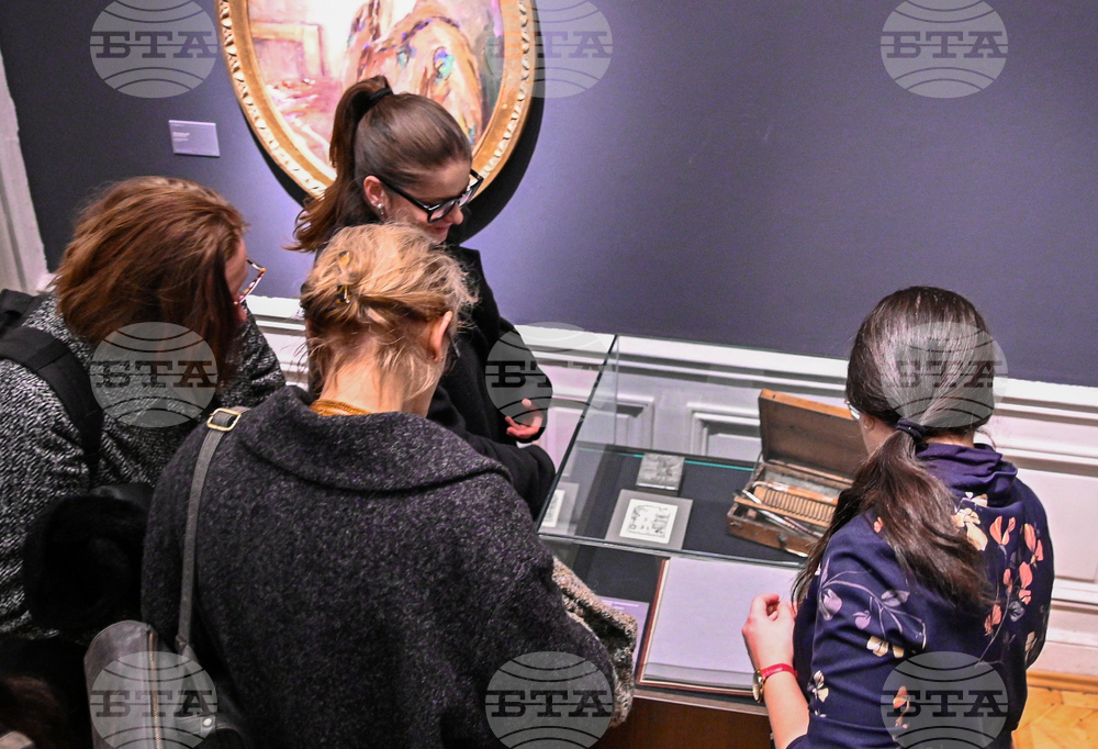 Изложба „Елена Карамихайлова (1875–1961) …И продължавах да рисувам сама“ - откриване