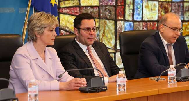 Министър Пулев към министър Весела Лечева: Министерството на иновациите е с вас за финансиране на спортни проекти
