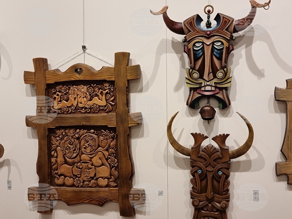 Ямбол - изложба дърворезба "Традиция. Натура. Синтез"