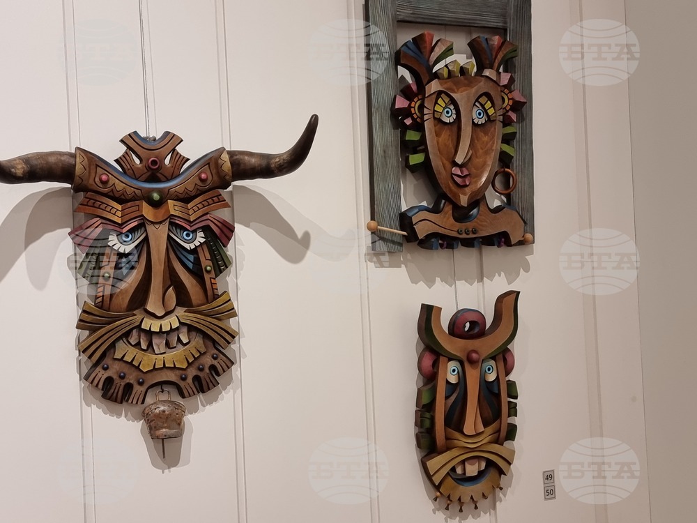 Ямбол - изложба дърворезба "Традиция. Натура. Синтез"