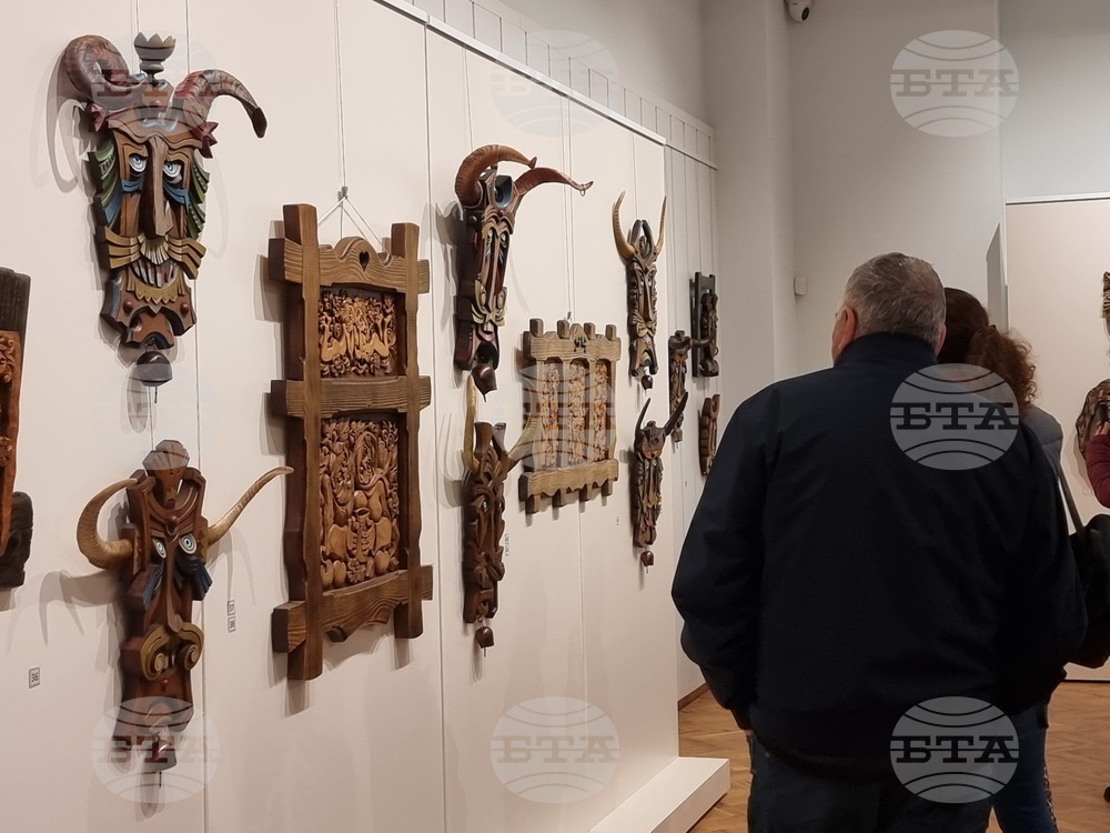 Ямбол - изложба дърворезба "Традиция. Натура. Синтез"