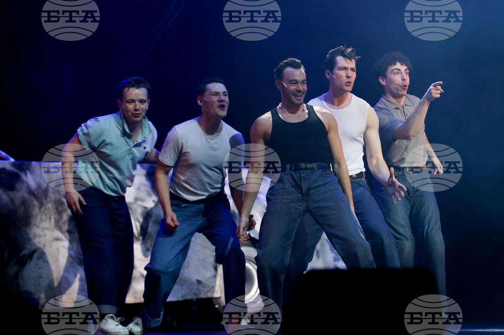 „Брилянтин“ - мюзикъл