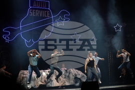 „Брилянтин“ - мюзикъл