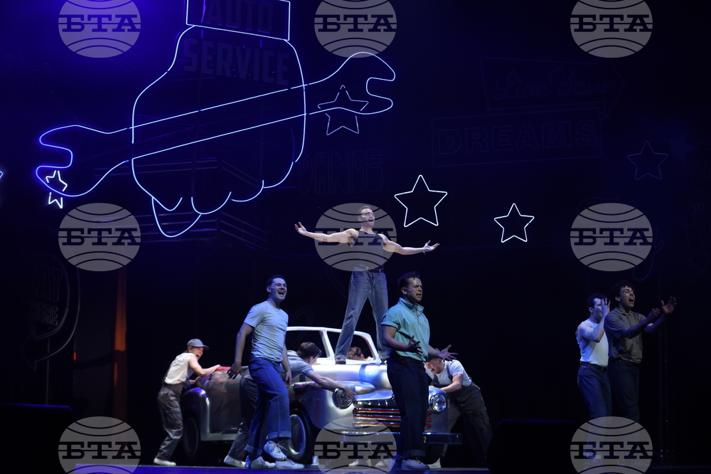 „Брилянтин“ - мюзикъл