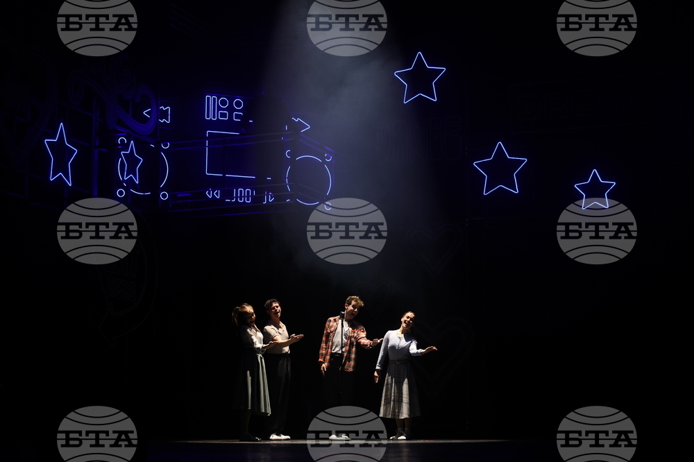 „Брилянтин“ - мюзикъл