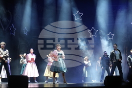 „Брилянтин“ - мюзикъл