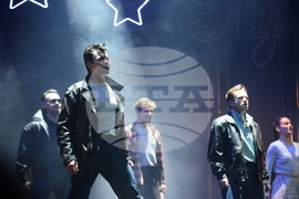 „Брилянтин“ - мюзикъл