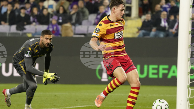 Фиорентина се измъкна в трудна ситуация и е на осминафинал в Лига на конференциите