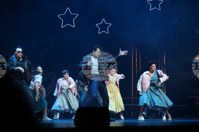 „Брилянтин“ - мюзикъл