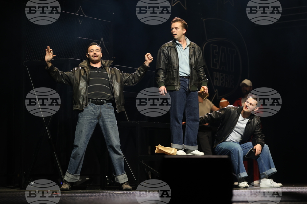 „Брилянтин“ - мюзикъл