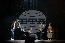 „Брилянтин“ - мюзикъл