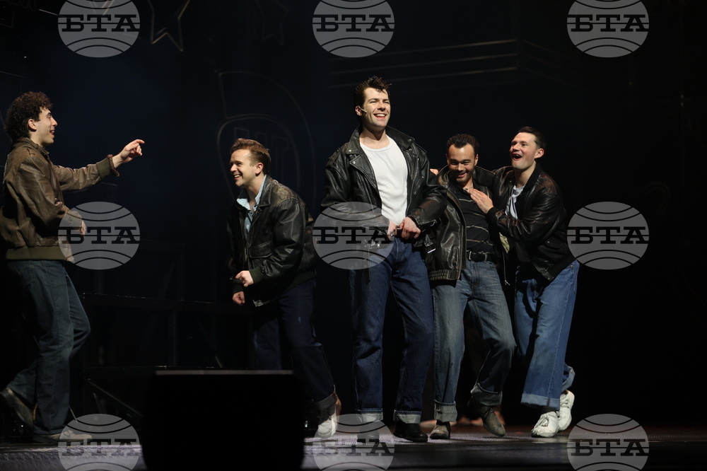 „Брилянтин“ - мюзикъл