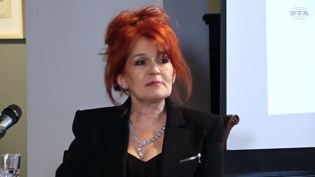 Историята на НХА е изключително показателна изобщо за хрониката на културните институции в България, каза доц. Бойка Доневска