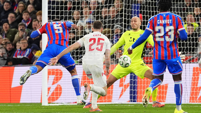 Кристъл Палас се класира за 1/8-финалите на Лига на конференциите