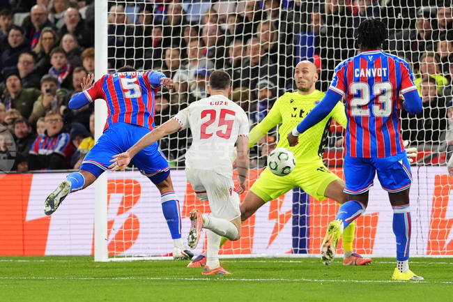 Кристъл Палас се класира за 1/8-финалите на Лига на конференциите