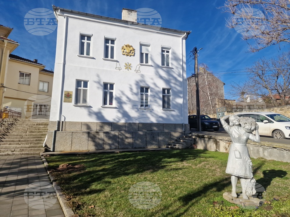 Общинските съветници в Сухиндол ще обсъдят предложение за провеждане на търг за продажба на няколко превозни средства