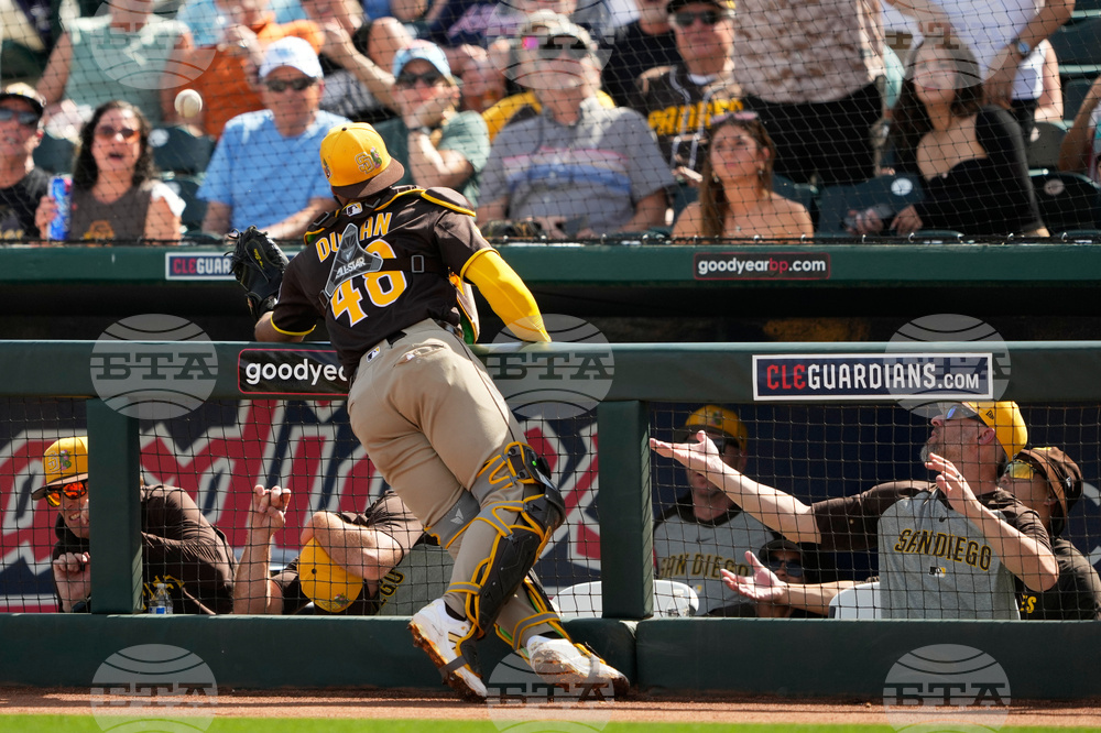 Padres Reds Spring Baseball