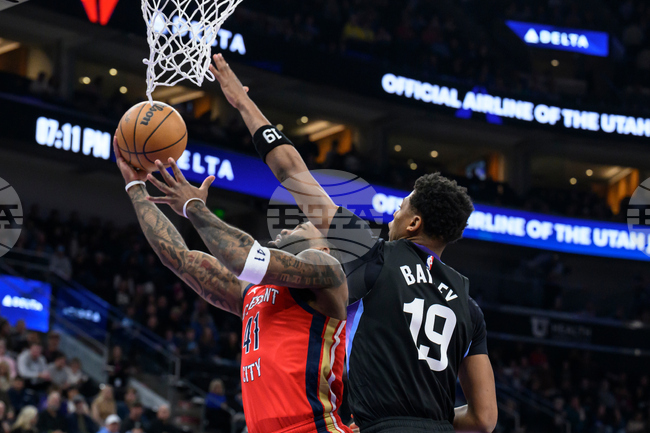 Pelicans Jazz Basketball