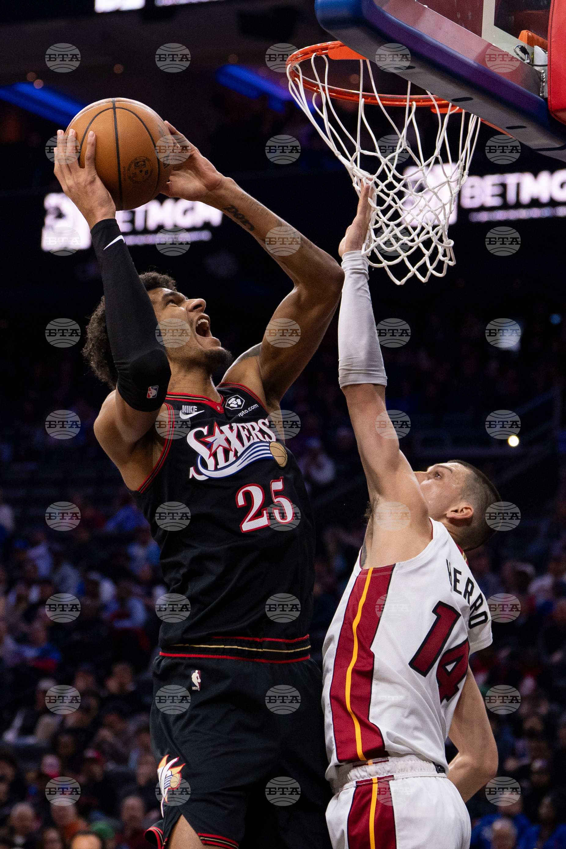 Heat 76ers Basketball