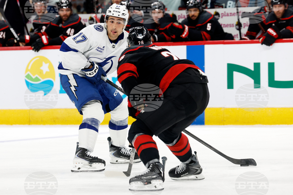 Lightning Hurricanes Hockey