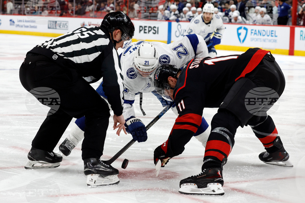 Lightning Hurricanes Hockey