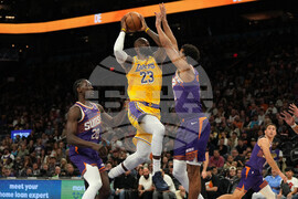 Lakers Suns Basketball