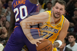 Lakers Suns Basketball