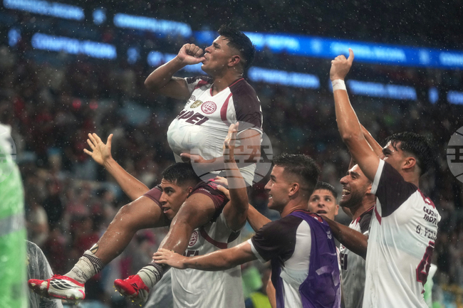 APTOPIX Brazil Argentina Recopa Soccer