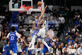 Kings Mavericks Basketball